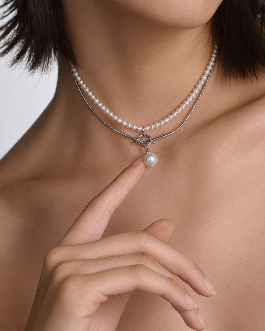 Pearl-knot necklace